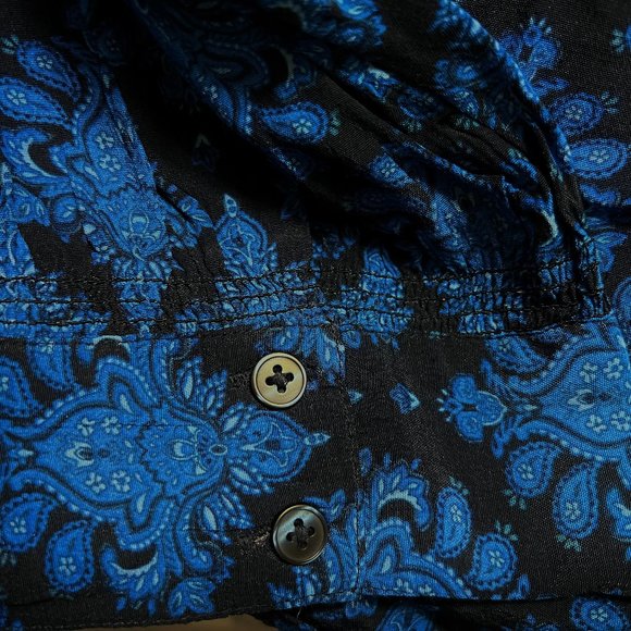 Plus Size 3X Blouse Blue and Black print - Picture 4 of 4